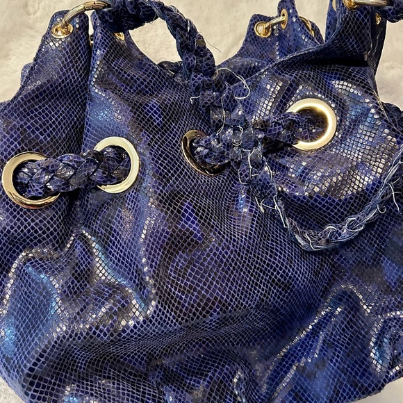 Michael Kors Blue /Black Monochrome Python-Embossed Leather Tassel Hobo - Picture 8 of 9